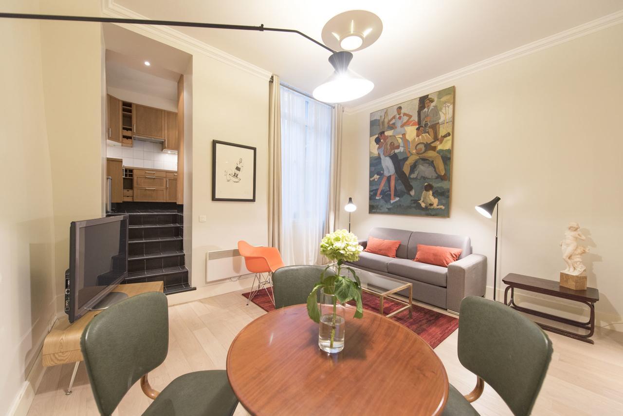 Up & Down Apartment Paris Exterior photo